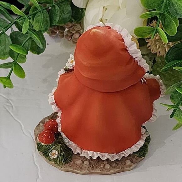 Cherished Teddies LOIS‎ dressed as Little Red Riding Hood to Grandmothers - Picture 3 of 5
